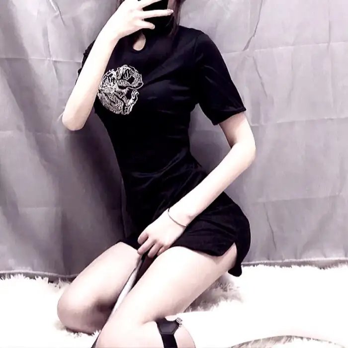 沉默一瞬